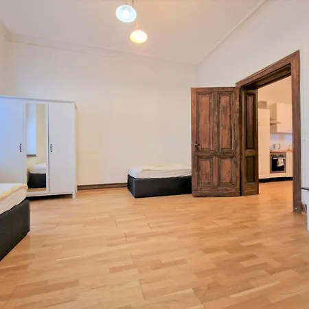 Vs Workers T1-6 Апарт-отель