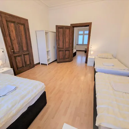 Aparthotel Vs Workers T1-6 Bergisch Gladbach