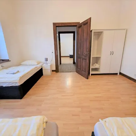 Vs Workers T1-6 Aparthotel 3*