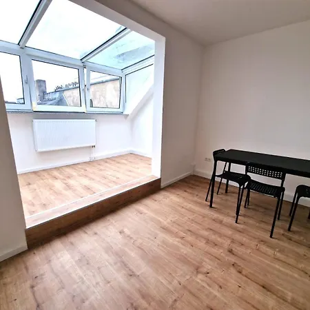 Апарт-отель Vs Workers T1-6 Бергиш-Гладбах