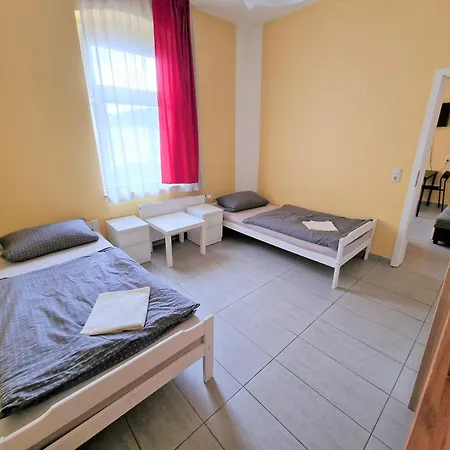 Vs Workers T1-6 3* Бергиш-Гладбах