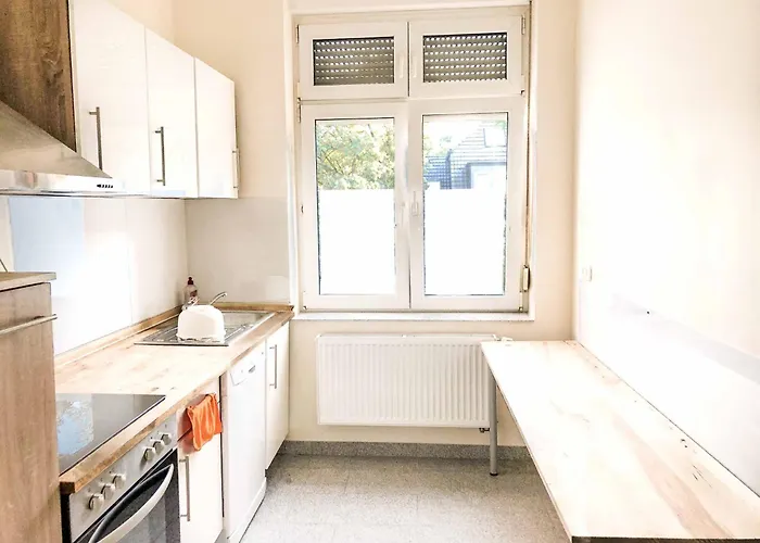 Vs Workers T1-6 Aparthotel 3*